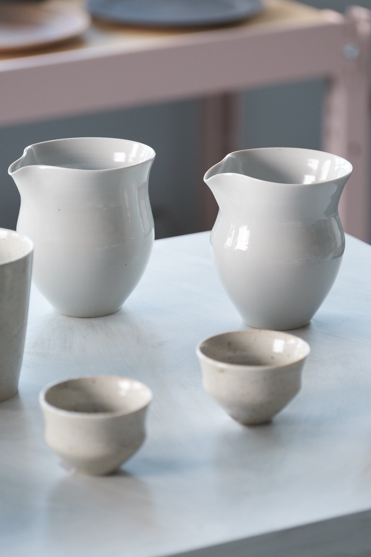 白磁茶杯 (灰釉)
