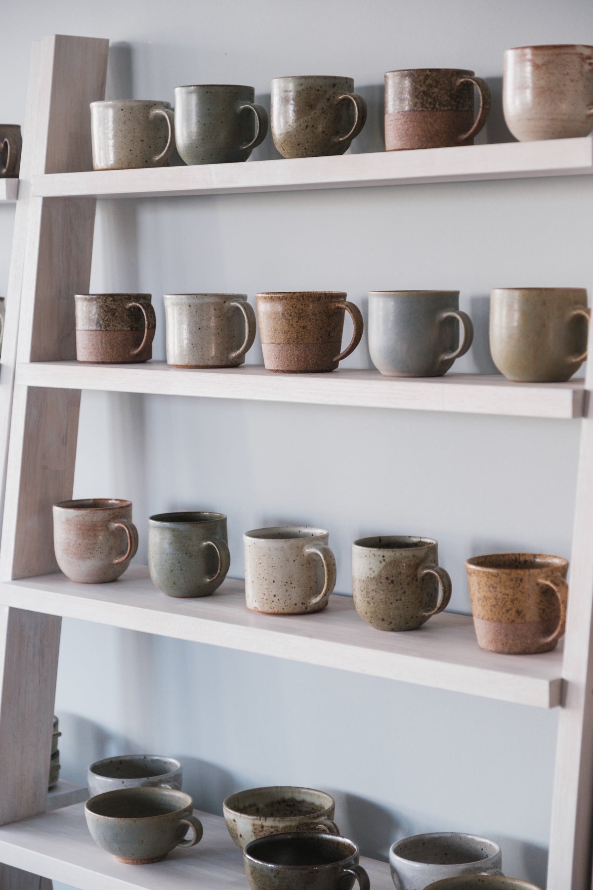 マグカップ(V型)