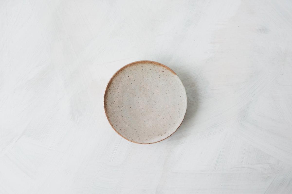 陶 小皿 (灰釉)
