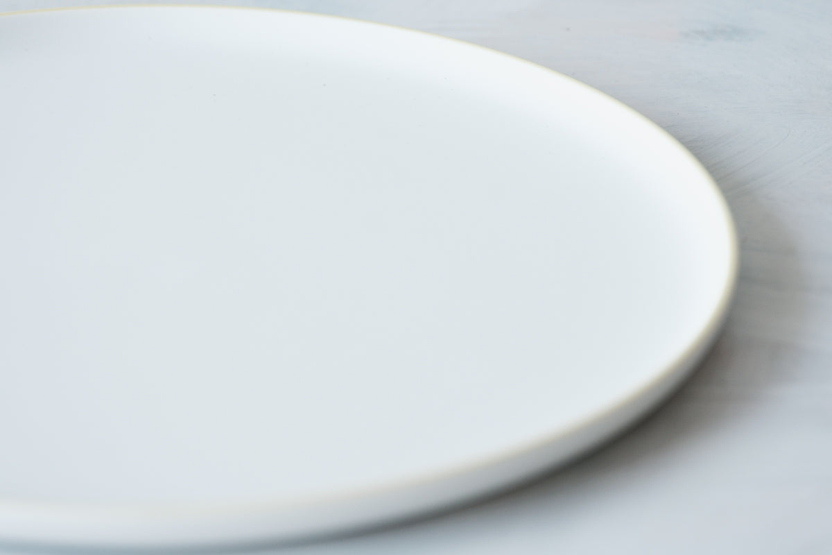 S&B Flat Plate 220 Plain White / Yellow