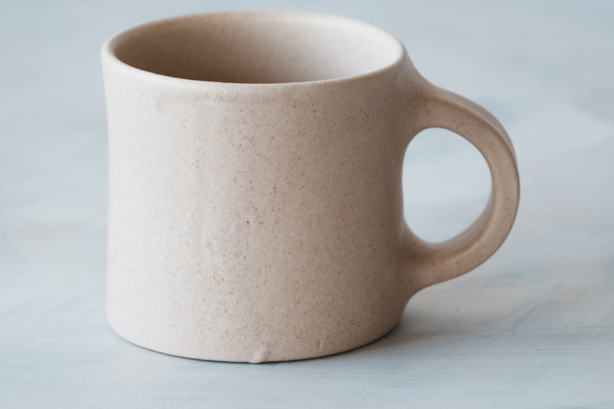 mug white beige