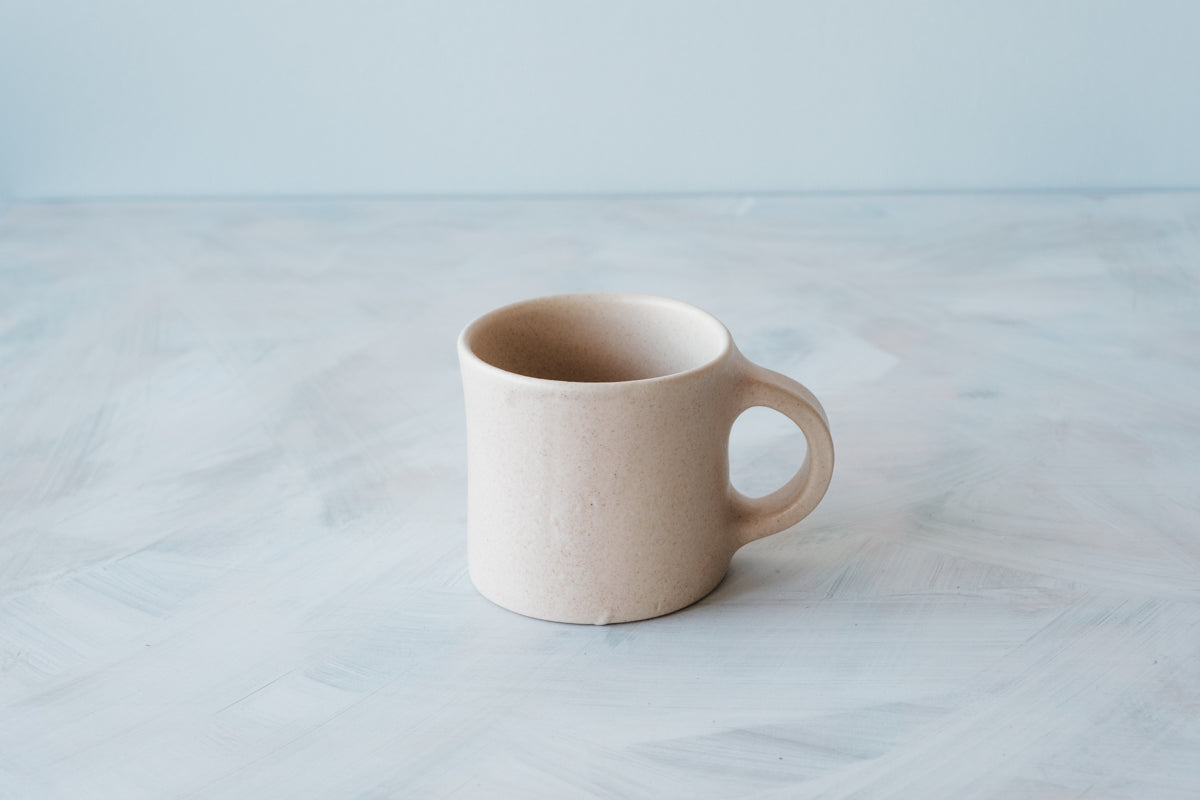 mug white beige