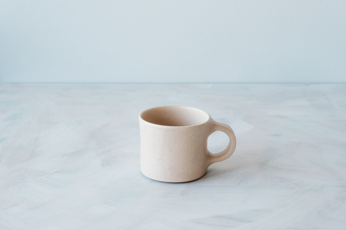 mug white beige