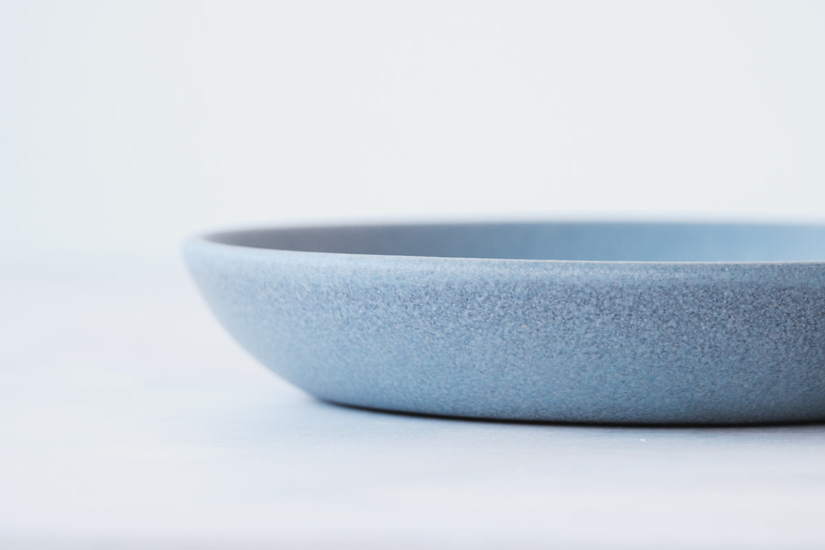 plate water blue