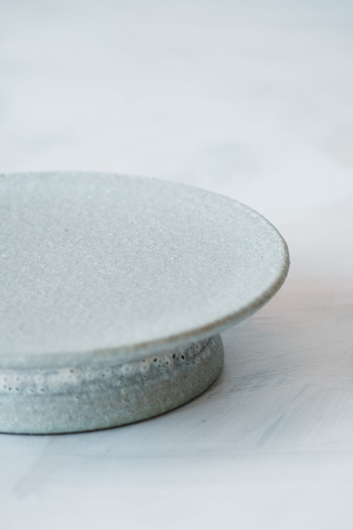 compote blue gray
