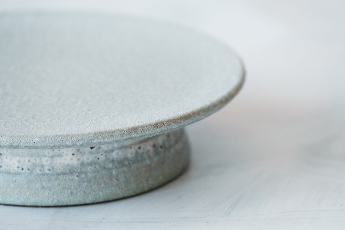 compote blue gray