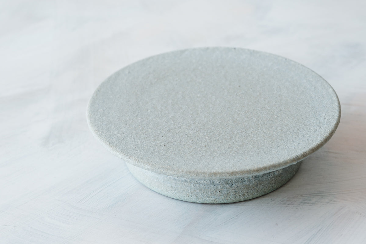 compote blue gray