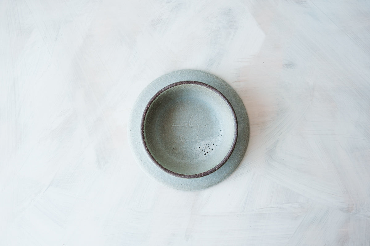 compote blue gray