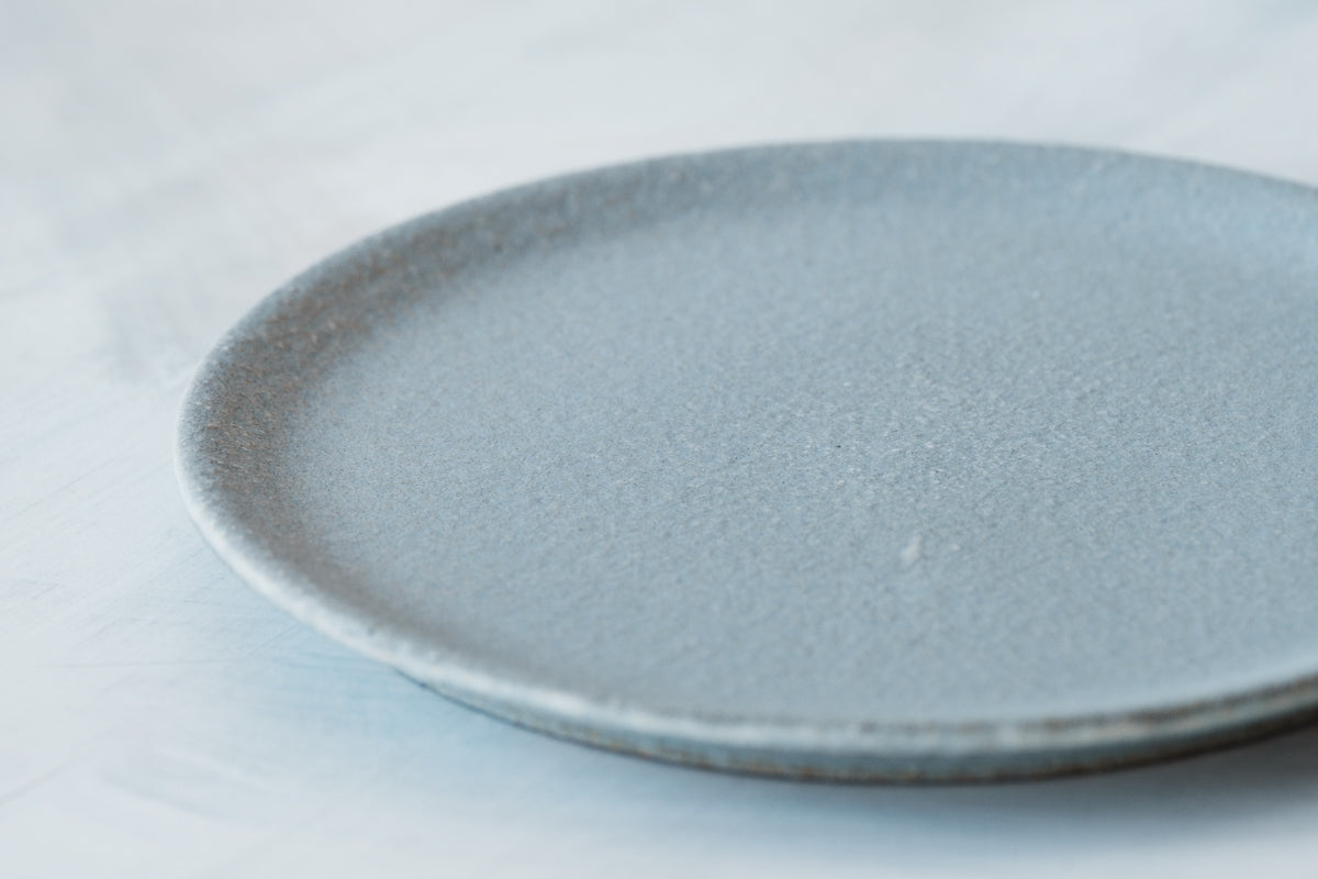 simple plate blue gray