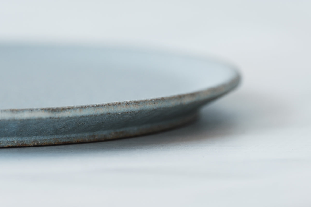 simple plate blue gray