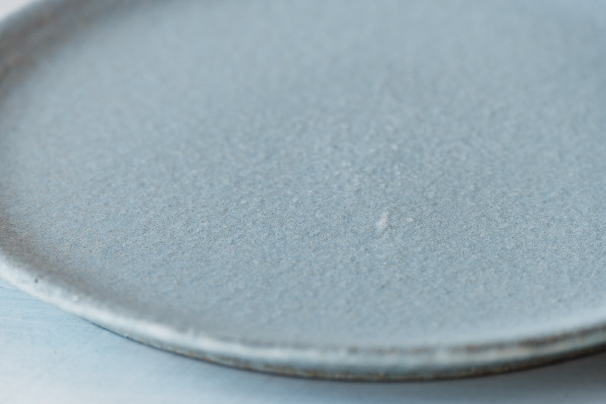 simple plate blue gray