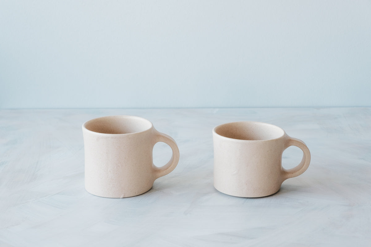 mug white beige