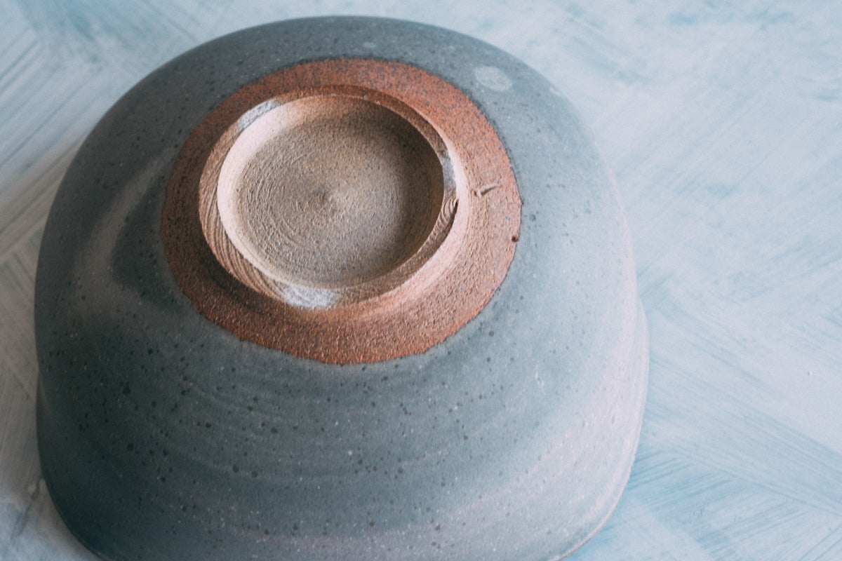 盛鉢(塩窯焼成)Serving bowl