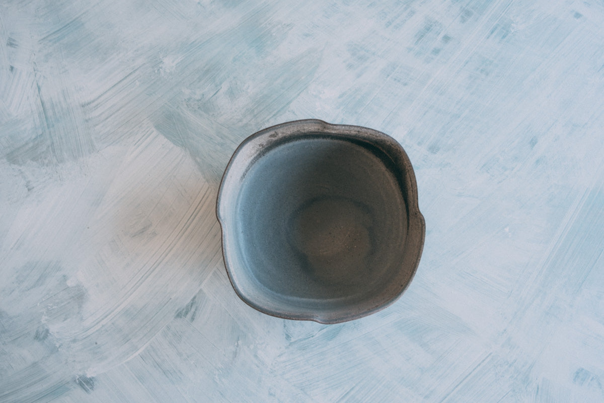盛鉢(塩窯焼成)Serving bowl