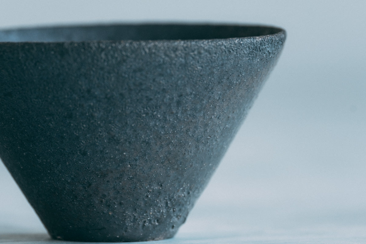 ぐい呑み(塩窯焼成)Sake cup