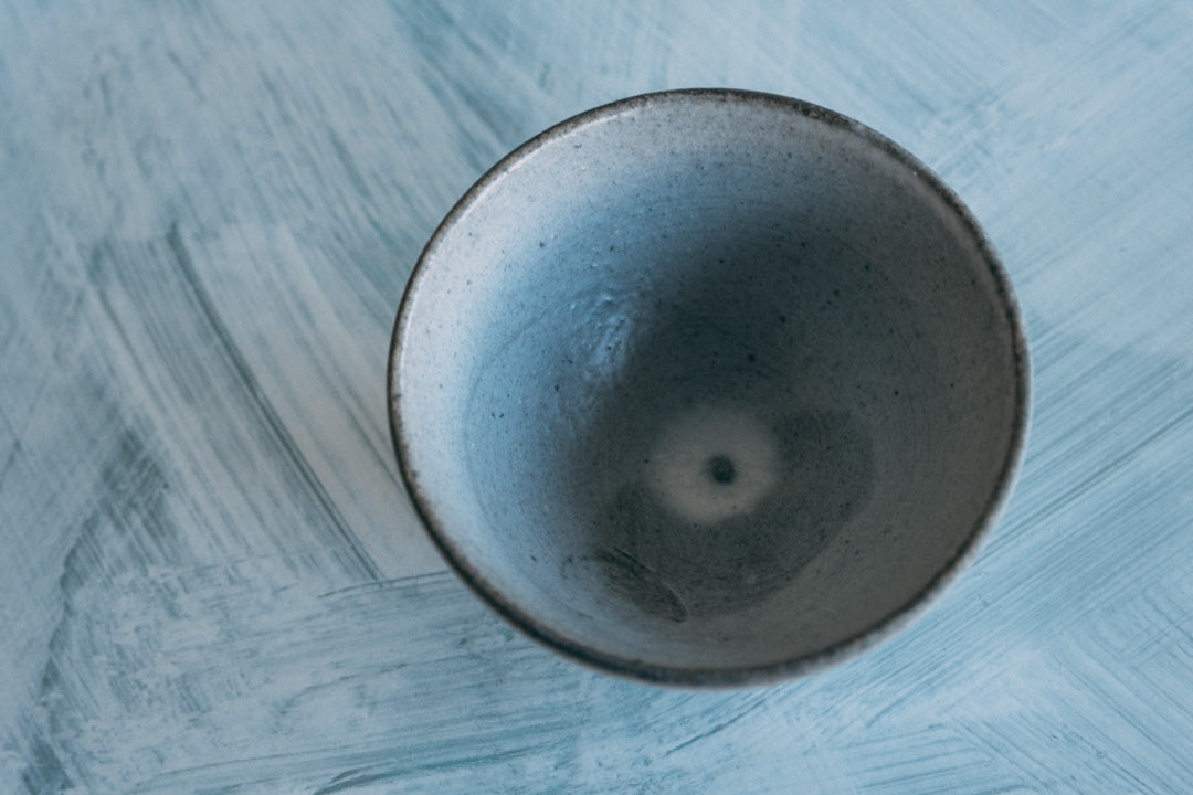 ぐい呑み(塩窯焼成)Sake cup