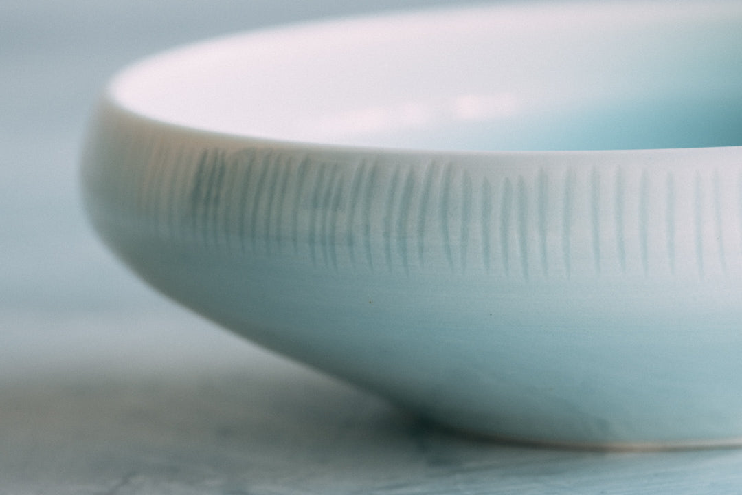 しのぎライトブルー盛鉢 8" Shinogi Bebe's blue Serving Bowl