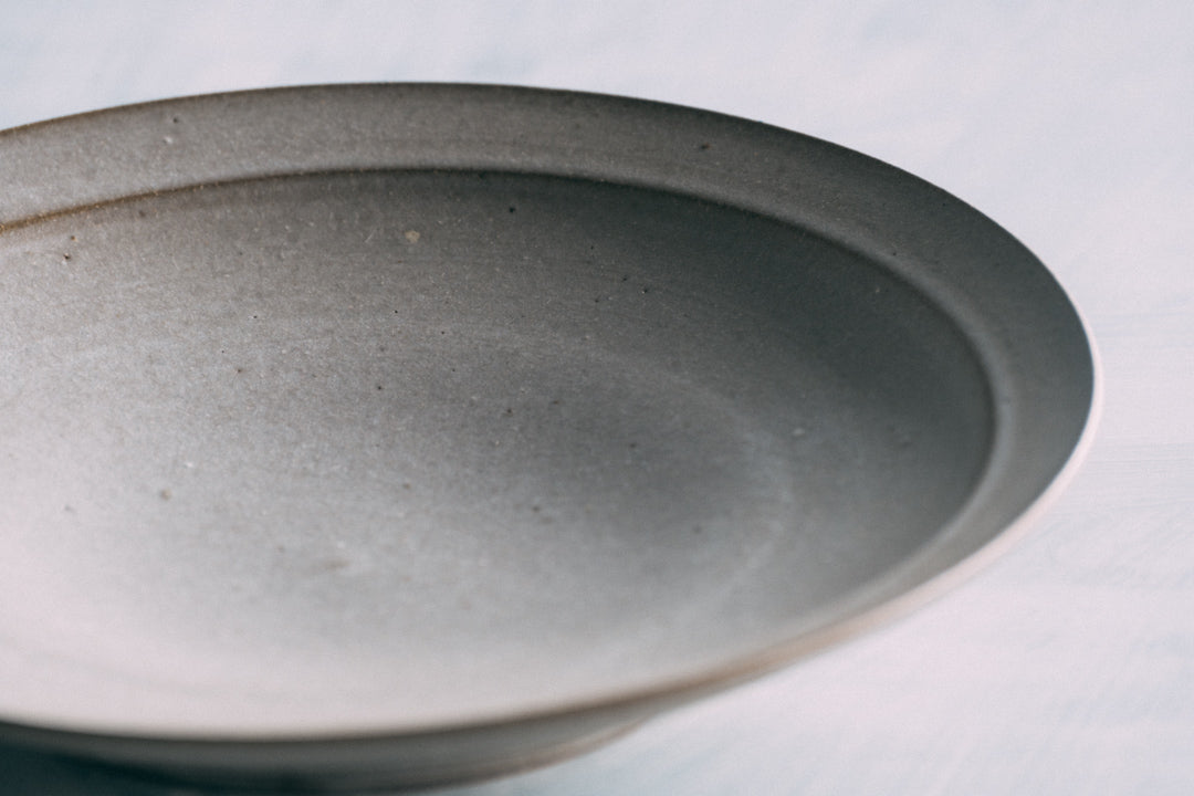 リム盛鉢 8" Rimmed Serving Bowl