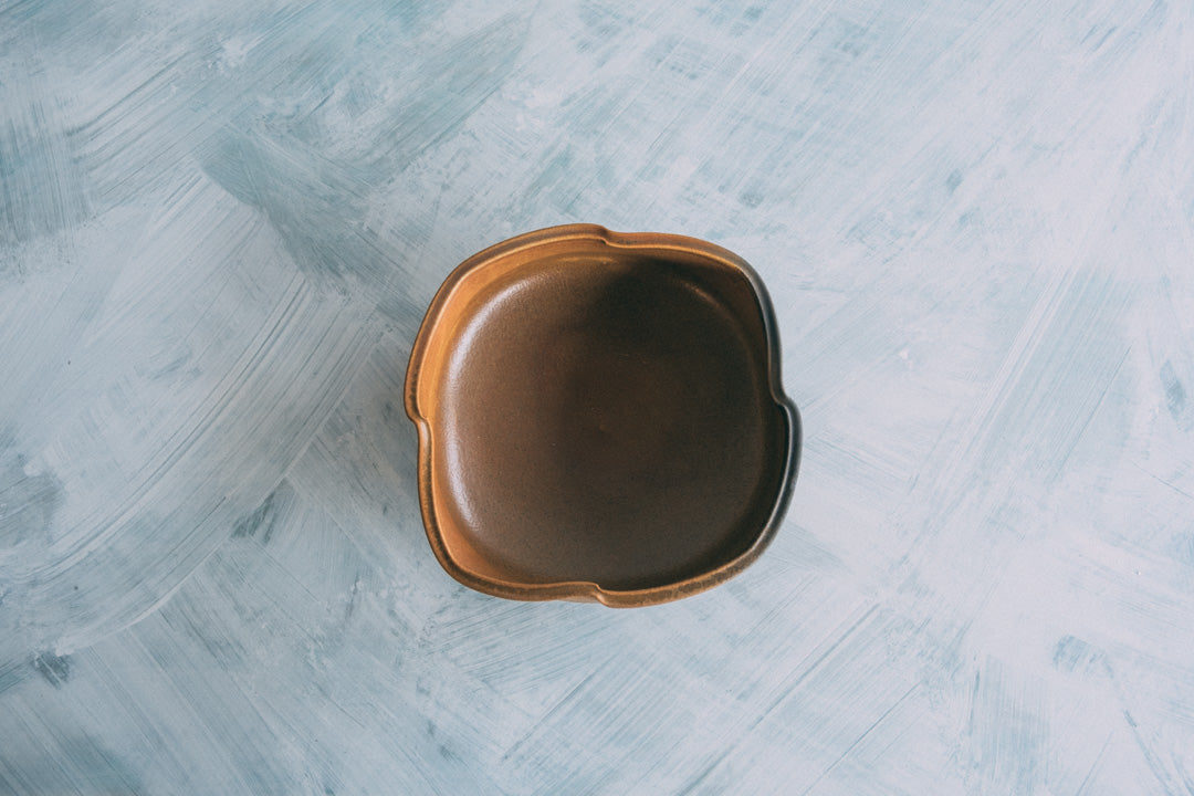 盛鉢(塩窯焼成)Serving bowl