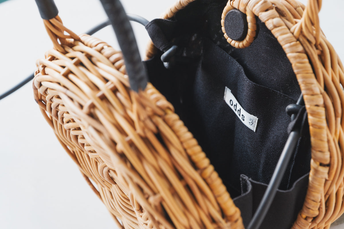 ARAROG ROUND SHOULDER BAG