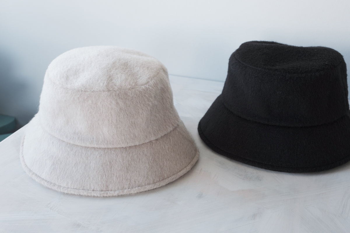 FUR BUCKET HAT