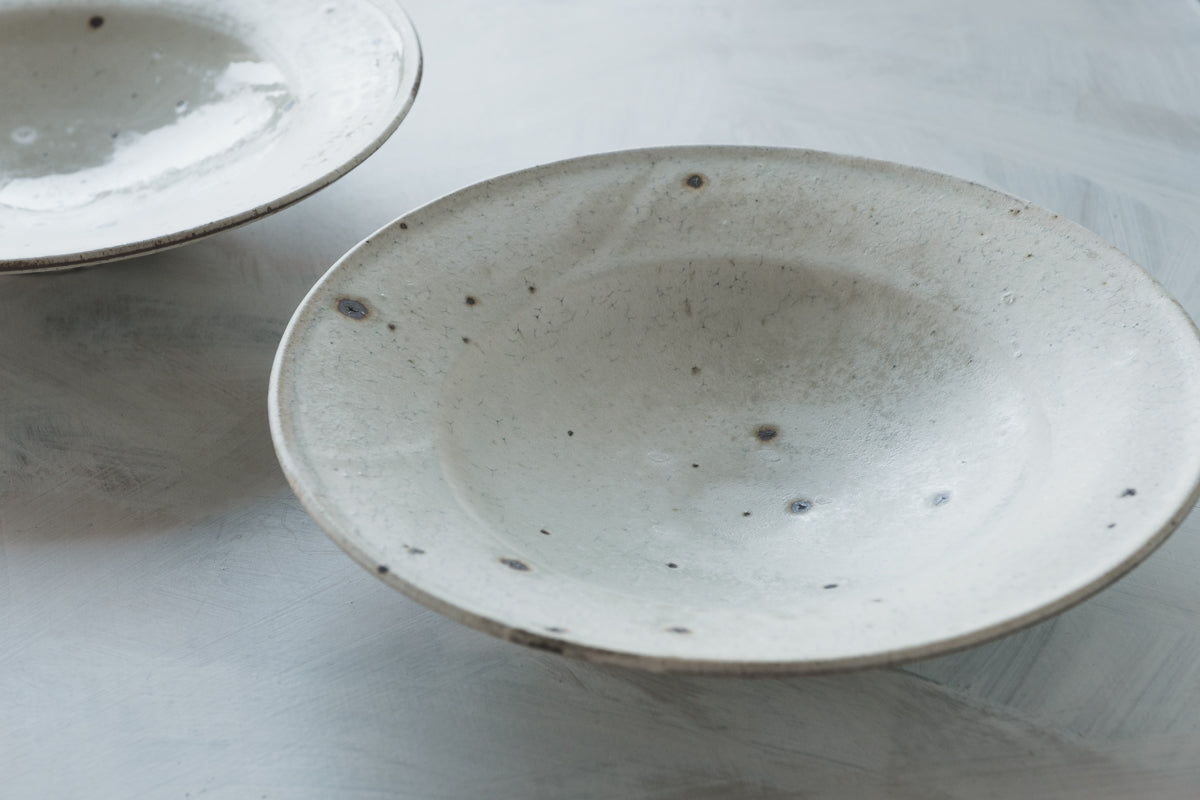 粉引 8寸丸リム皿