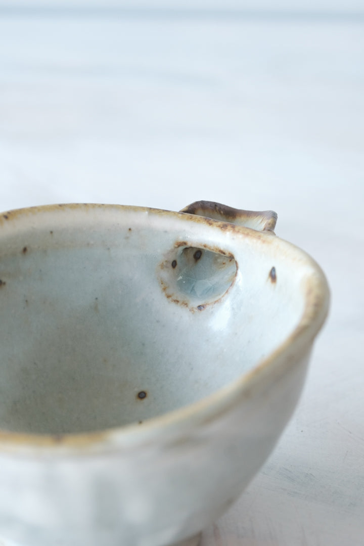 粉引 片口(登窯)