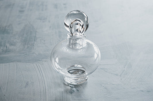 perfume vase