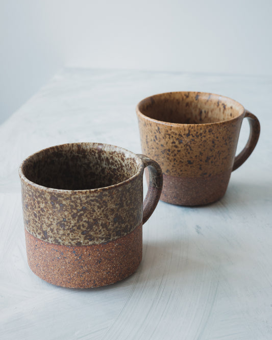 マグカップ（V型）