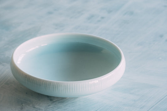 しのぎライトブルー盛鉢 8" Shinogi Bebe's blue Serving Bowl