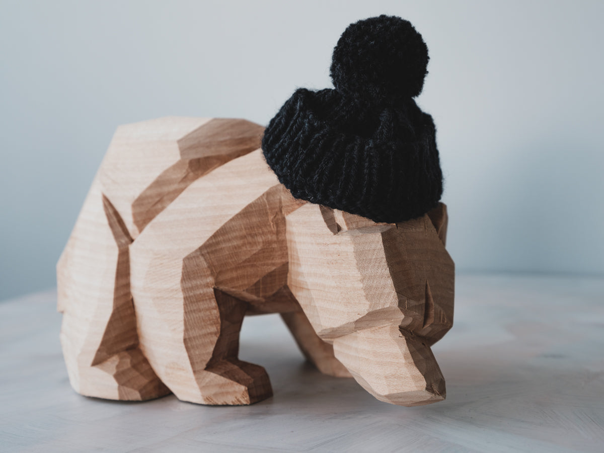 bear minimal knit cap